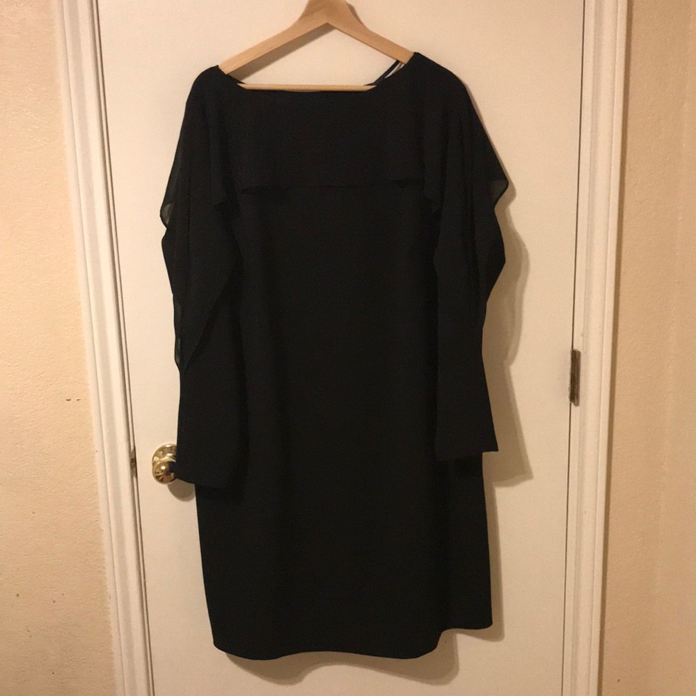 Roz & Ali black dress